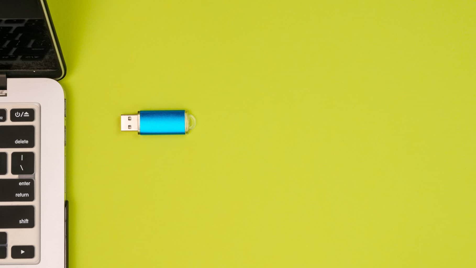 malware usb drive