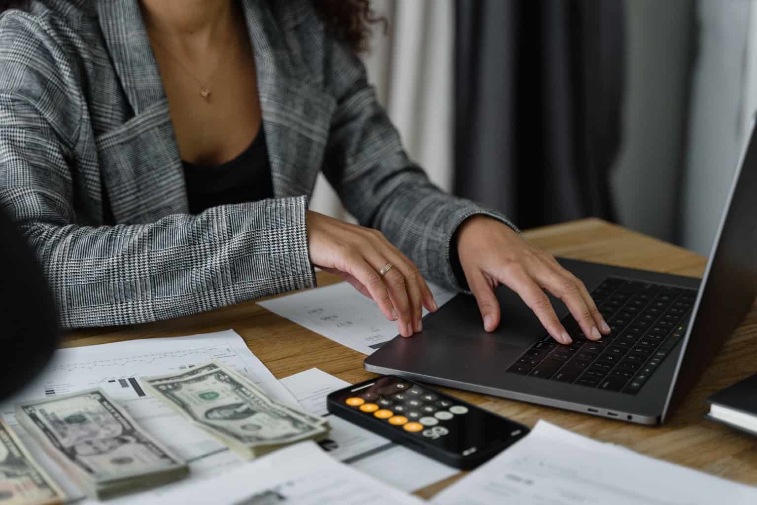 payroll software laptop