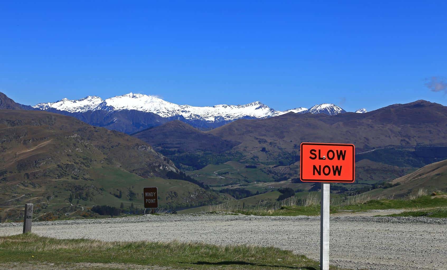 Slow now sign