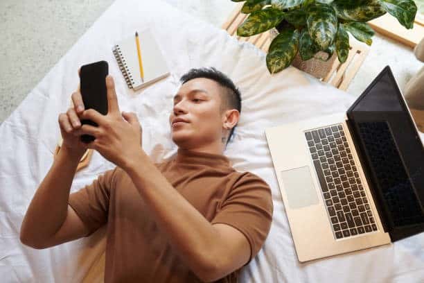 SMS vs E-mail Marketing Who Beats Whom