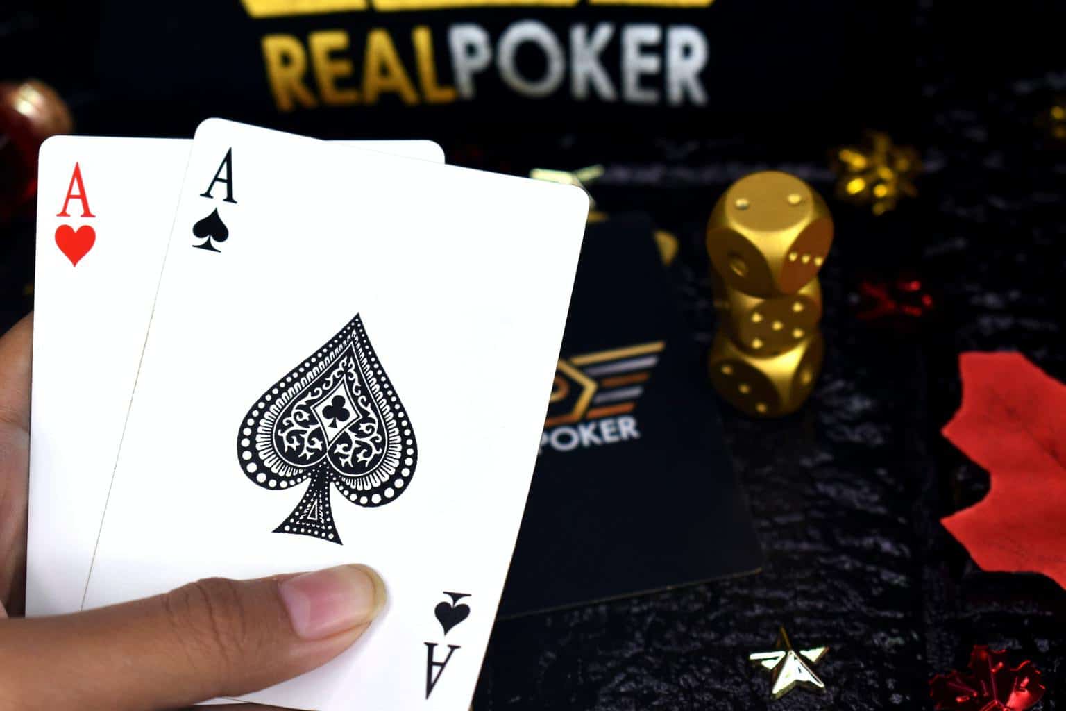 Tips for Writing a Blog About Poker