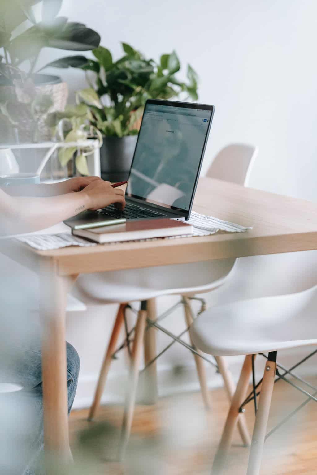 Understanding the impact of chatbots on website speed